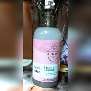 New Rose & Vanilla Essential Body Oil Mist 5.3 fl oz by Bath & Body Works